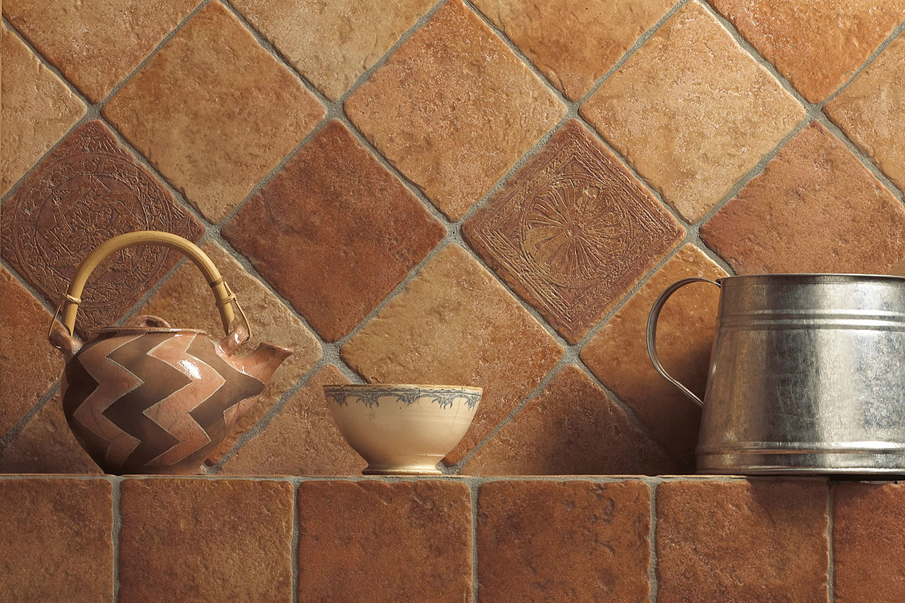 陶瓷产品型号:塞隆 saloon地面砖类别:全抛釉砖颜色:褐色瓷砖尺寸