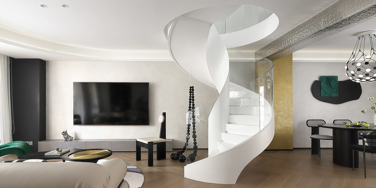 190㎡复式现代黑白金三房，旋转楼梯简直就是艺术品
