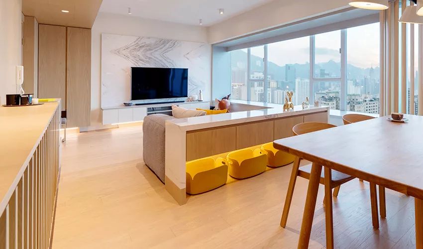 香港89㎡豪宅，竟隔出4室1厅2卫，还坐拥180度海港美景！
